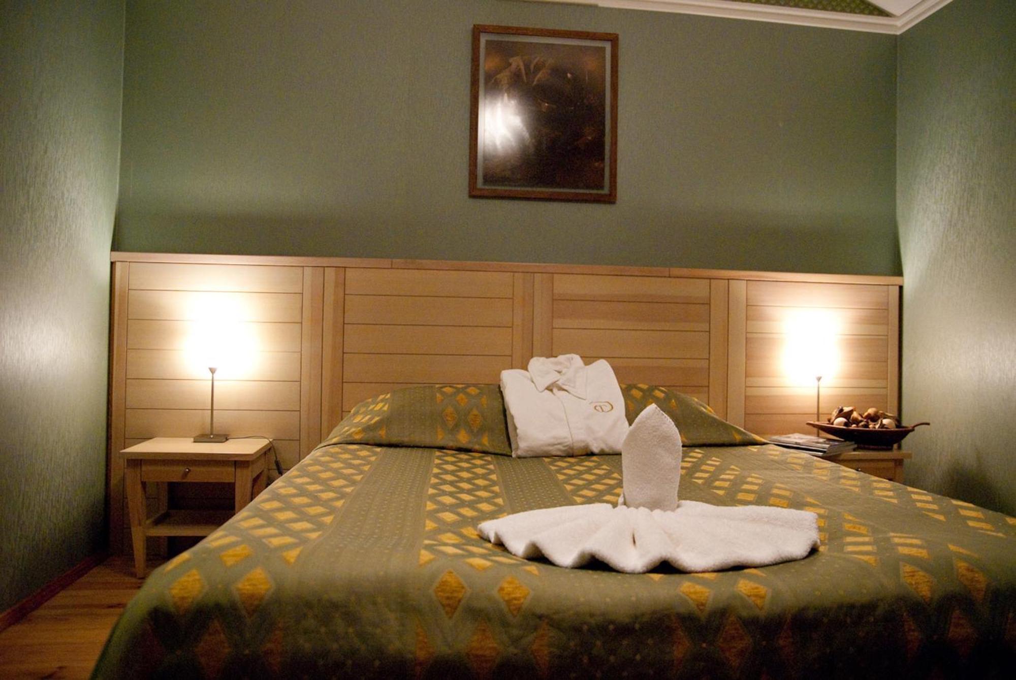 Seasons Spa Boutique Hotel Kozyn Eksteriør bilde