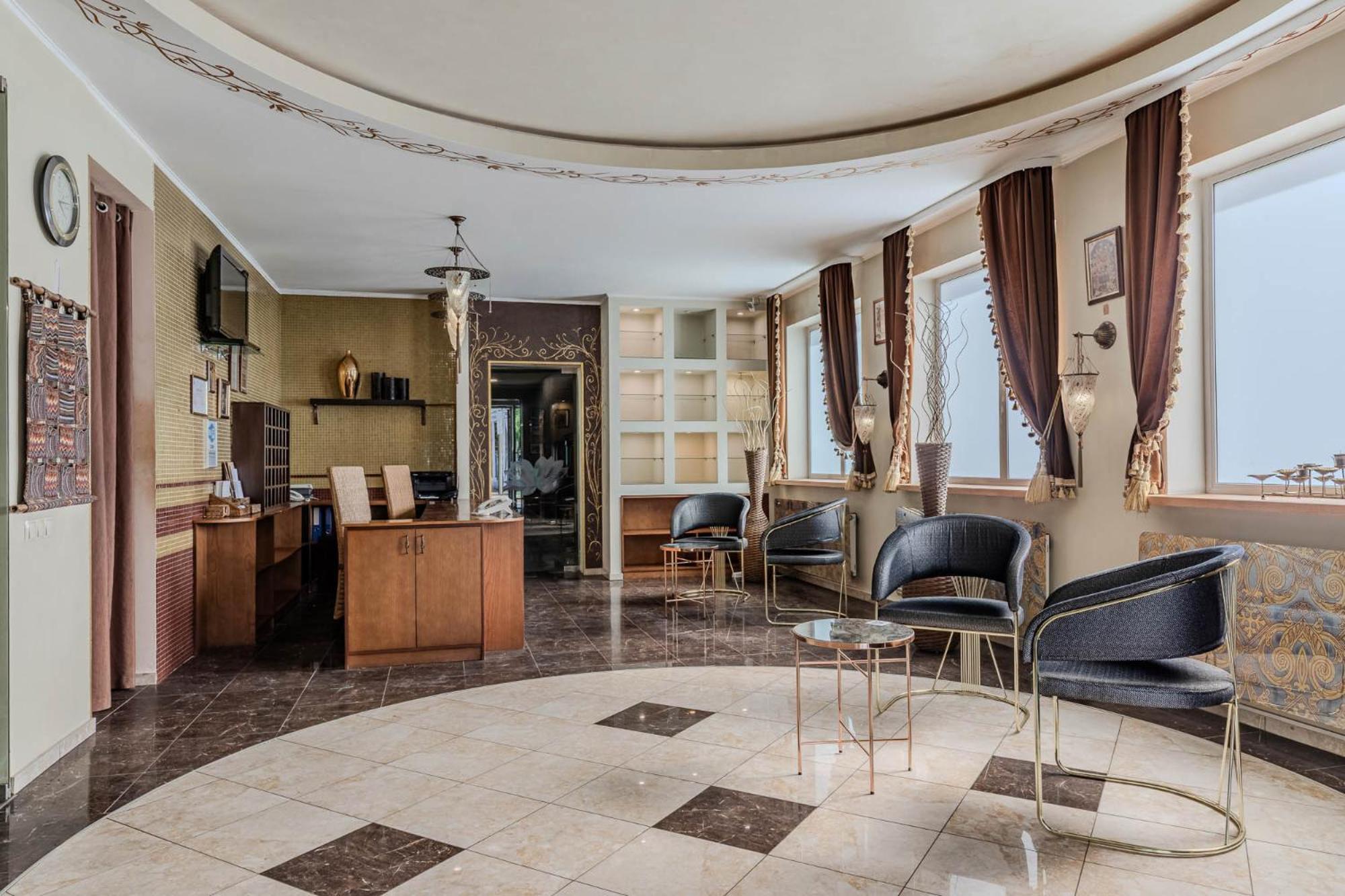 Seasons Spa Boutique Hotel Kozyn Eksteriør bilde