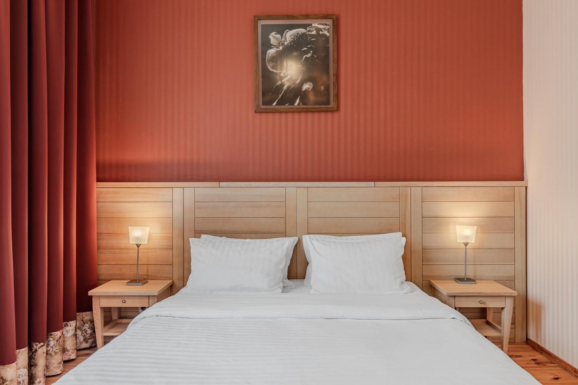 Seasons Spa Boutique Hotel Kozyn Eksteriør bilde