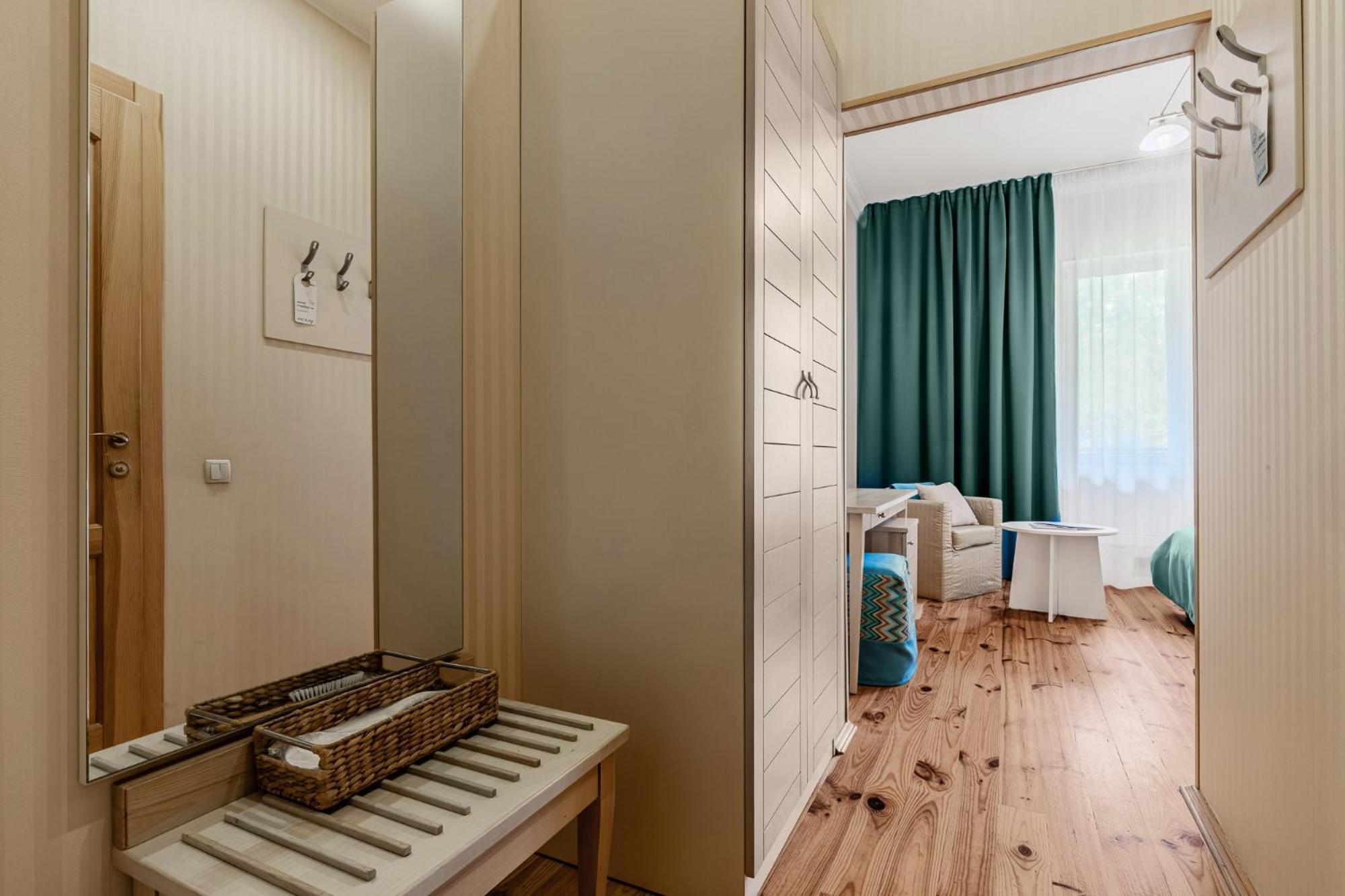 Seasons Spa Boutique Hotel Kozyn Eksteriør bilde