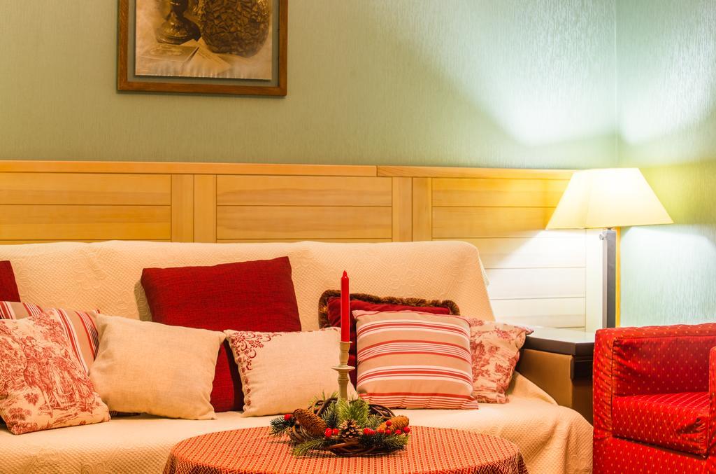 Seasons Spa Boutique Hotel Kozyn Eksteriør bilde