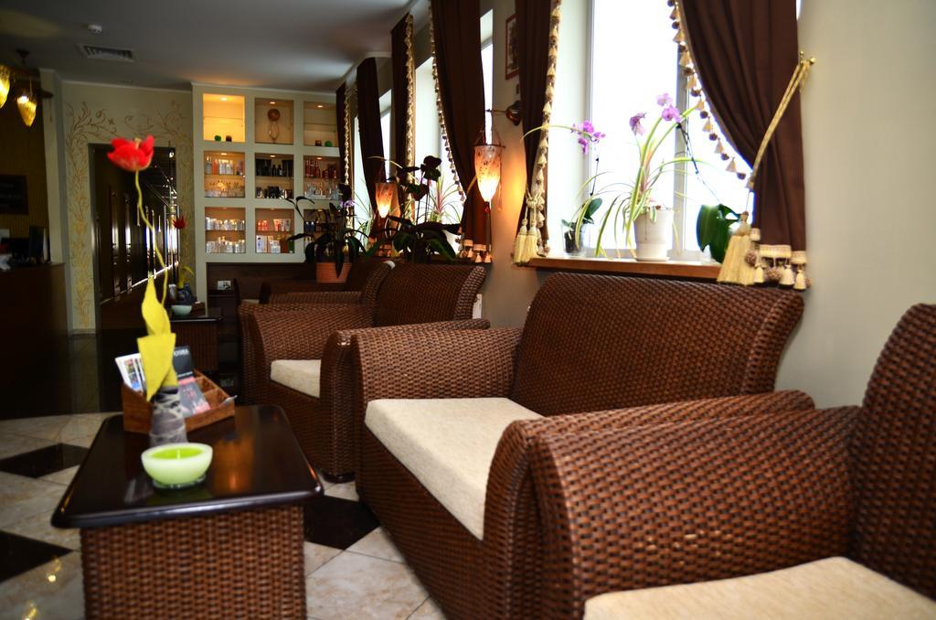 Seasons Spa Boutique Hotel Kozyn Eksteriør bilde